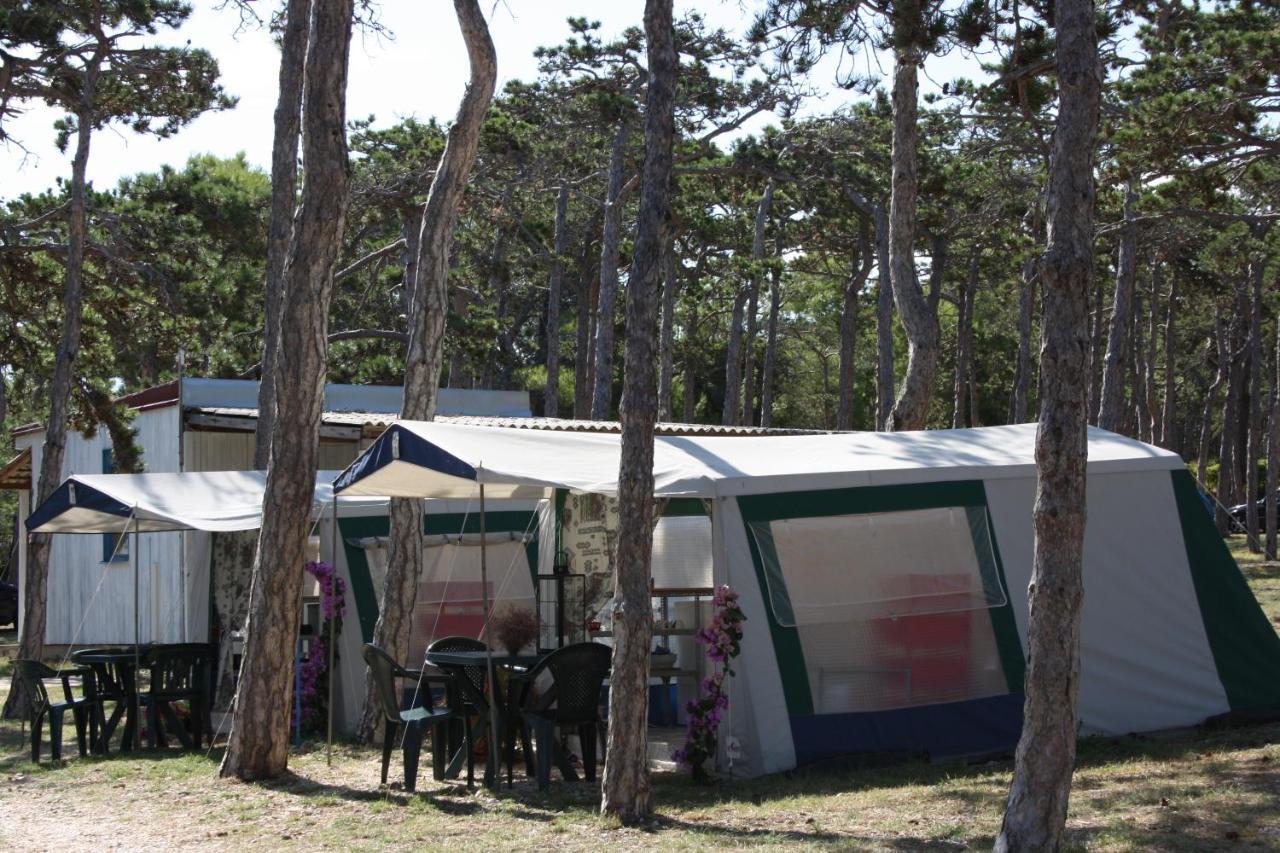 Camping Planik Ražanac Exterior foto