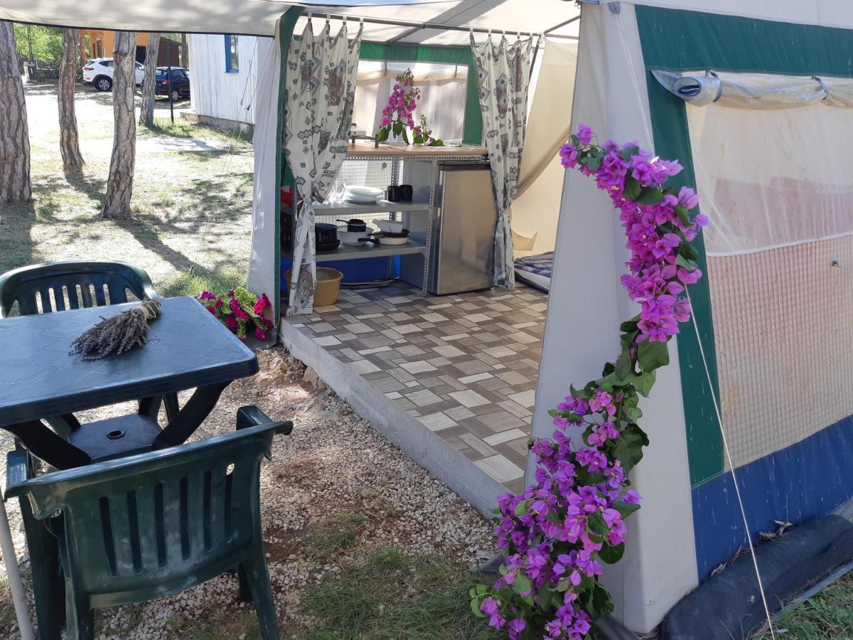 Camping Planik Ražanac Exterior foto